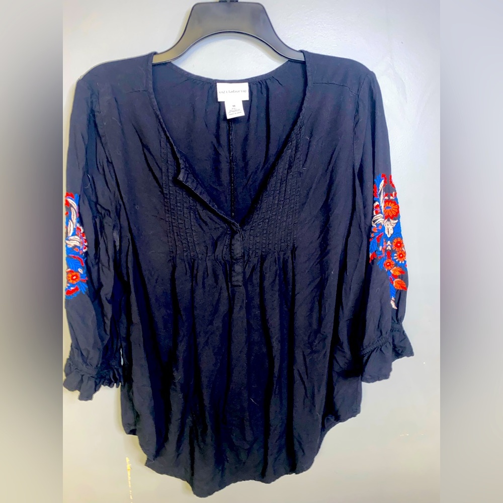 Liz Claiborne Black Embroidered Top